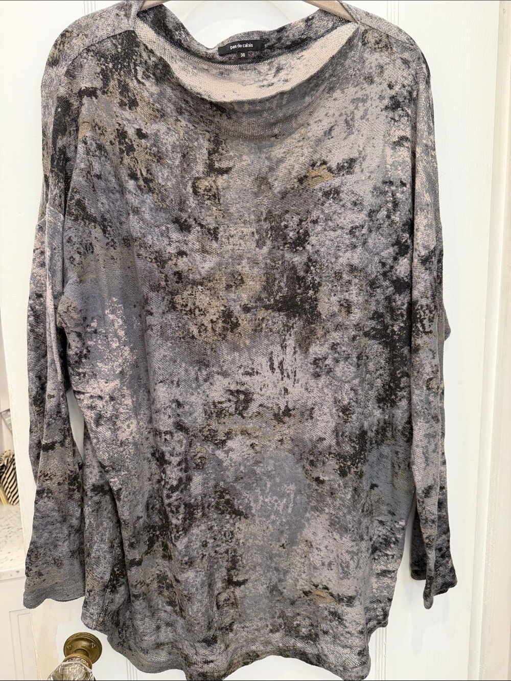 Pas de Calais Marble-Effect Long Sleeve Thin Knit Cotton Sweater Gray
